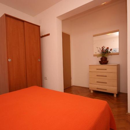 Apartments With Wifi Pula - 6987 Room photo